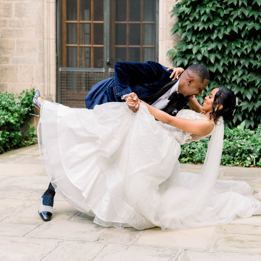 5 reasons you need to ditch your wedding plans and start from scratch